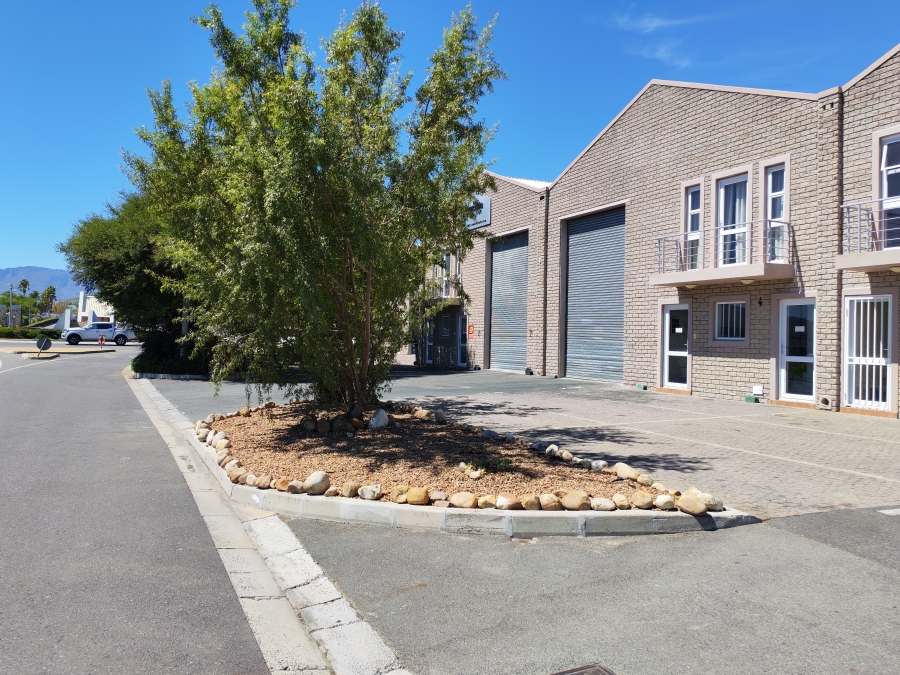 To Let commercial Property for Rent in Asla Park Western Cape